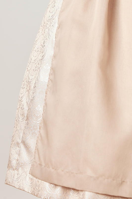 beige-Dirndl-Krueger-kaufen-2