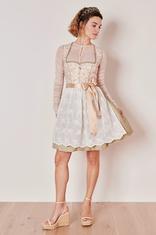 beige-Dirndl-Krueger-kaufen-3