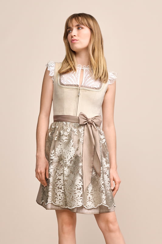 beige-Dirndl-Krueger-kaufen-4