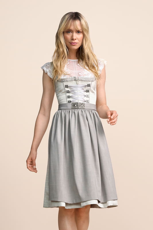 beige-Dirndl-Krueger-kaufen-4