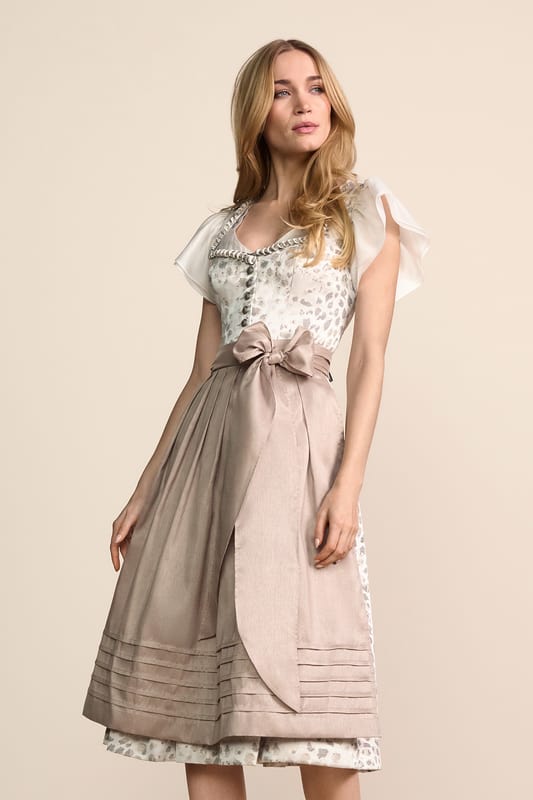 beige-Dirndl-Krueger-kaufen-4