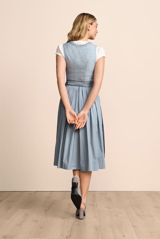 blau-Dirndl-Krueger-kaufen-2