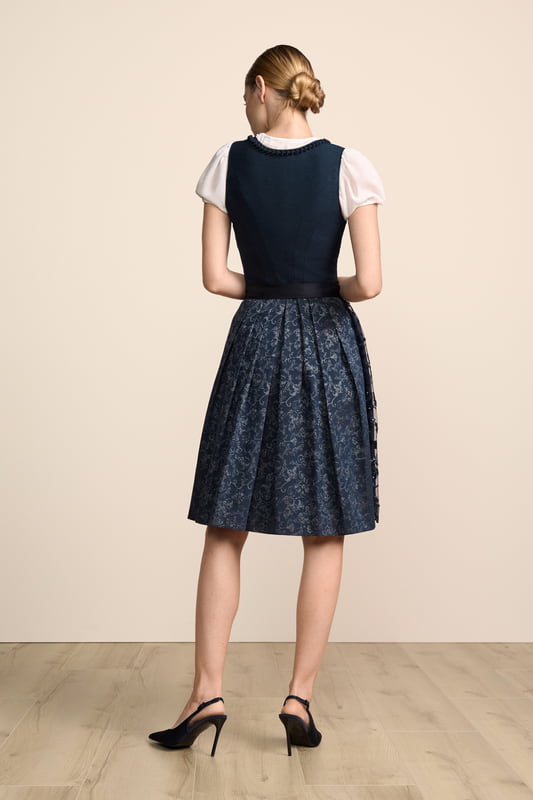 blau-Dirndl-Krueger-kaufen-2