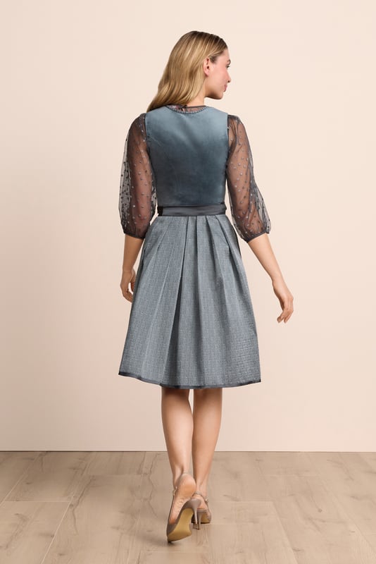 blau-Dirndl-Krueger-kaufen-2