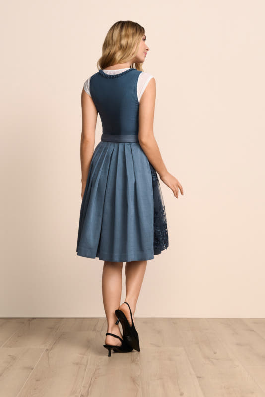 blau-Dirndl-Krueger-kaufen-2