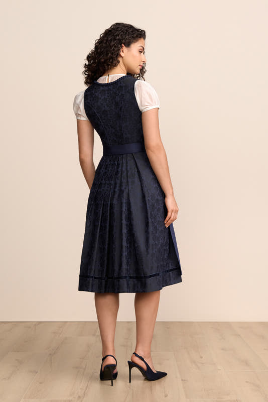blau-Dirndl-Krueger-kaufen-2