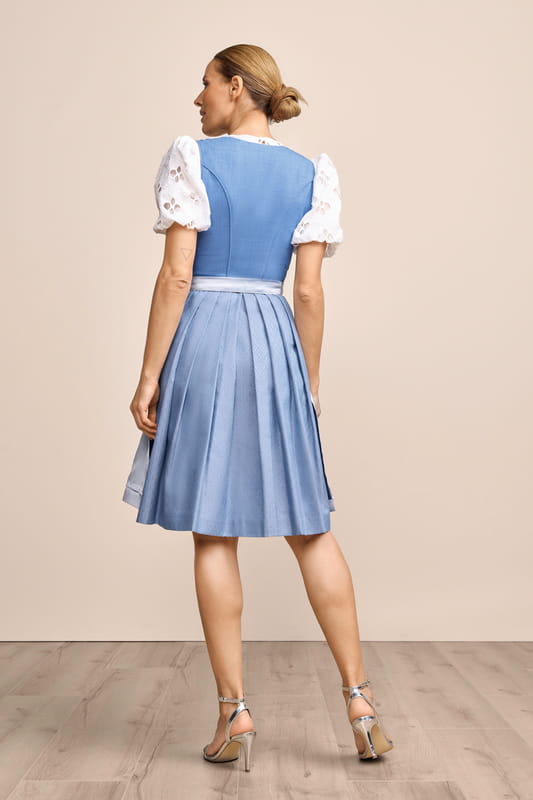 blau-Dirndl-Krueger-kaufen-2