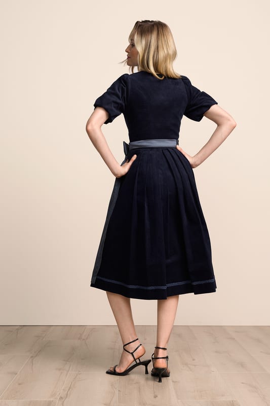 blau-Dirndl-Krueger-kaufen-2