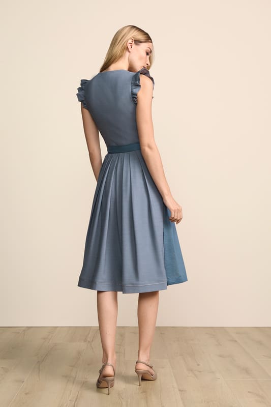 blau-Dirndl-Krueger-kaufen-2