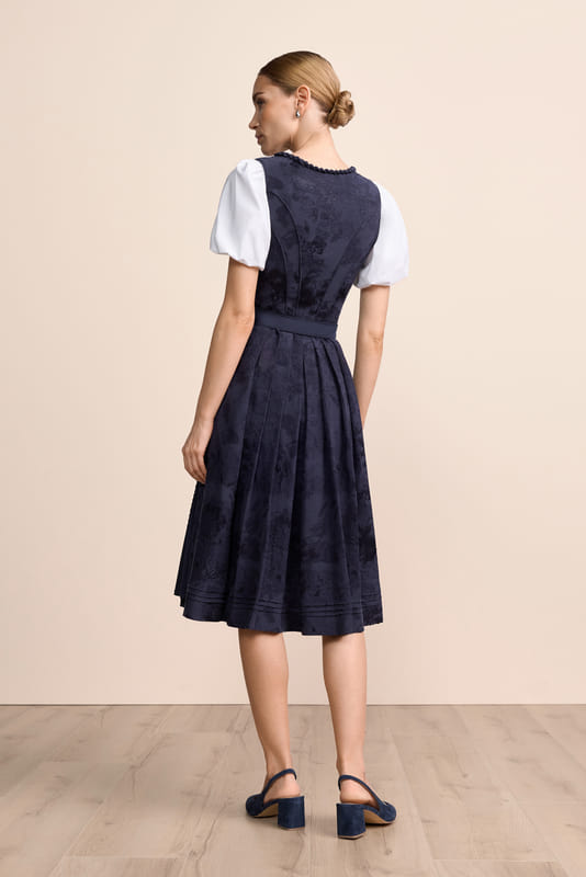 blau-Dirndl-Krueger-kaufen-2