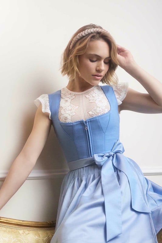 blau-Dirndl-Krueger-kaufen-3