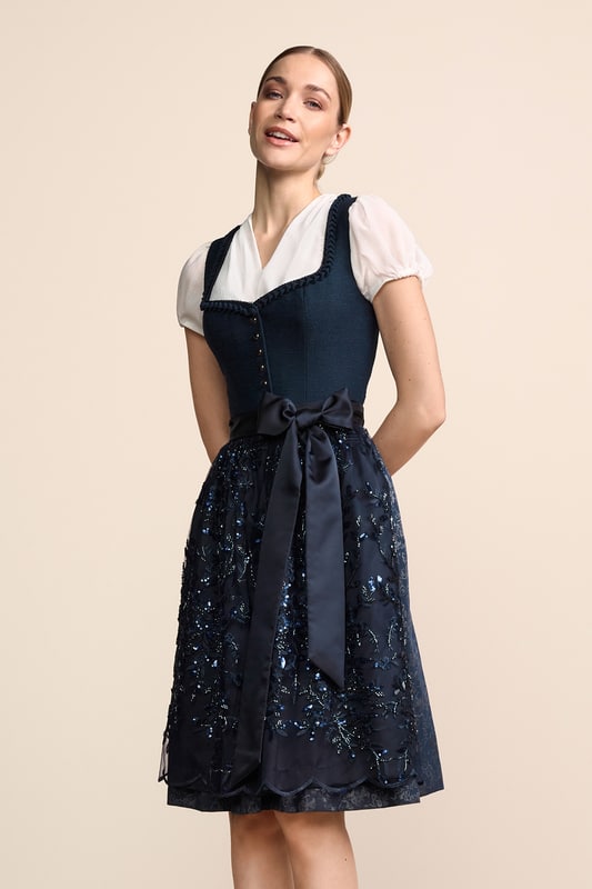 blau-Dirndl-Krueger-kaufen-4