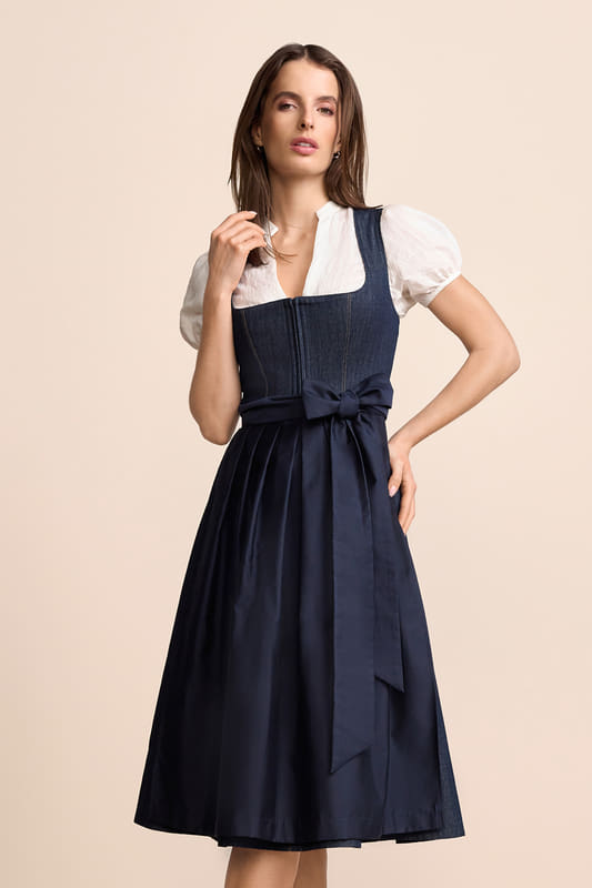 blau-Dirndl-Krueger-kaufen-4