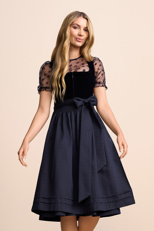 blau-Dirndl-Krueger-kaufen-4