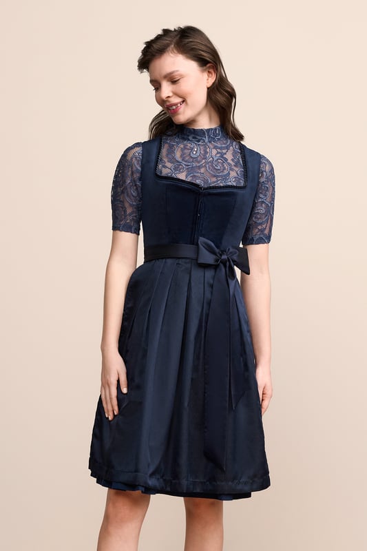 blau-Dirndl-Krueger-kaufen-4