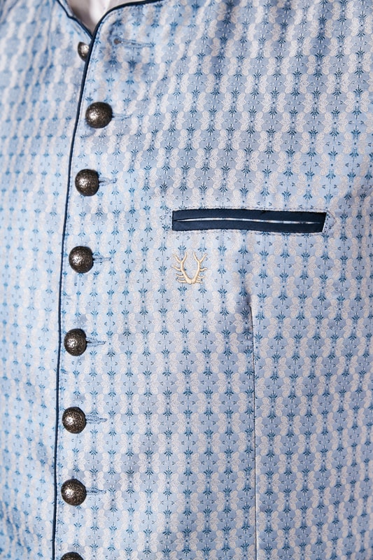 Knopfleiste und Taschen für Volksfeste