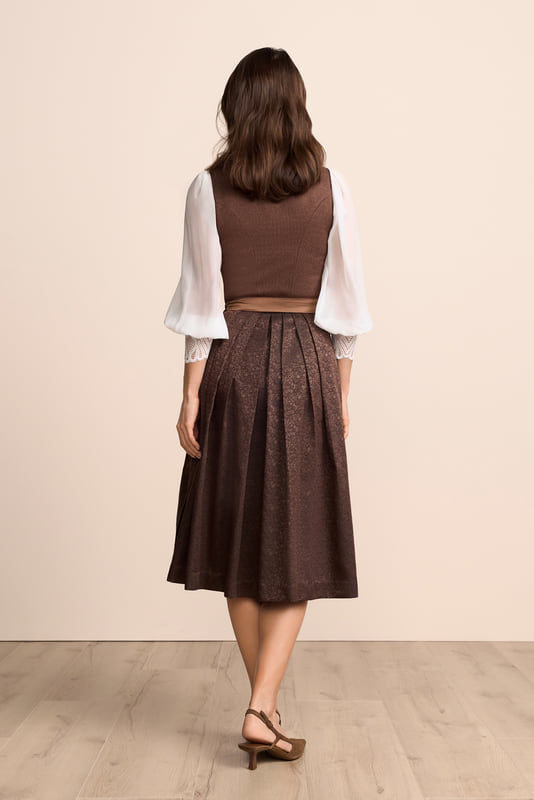braun-Dirndl-Krueger-kaufen-2
