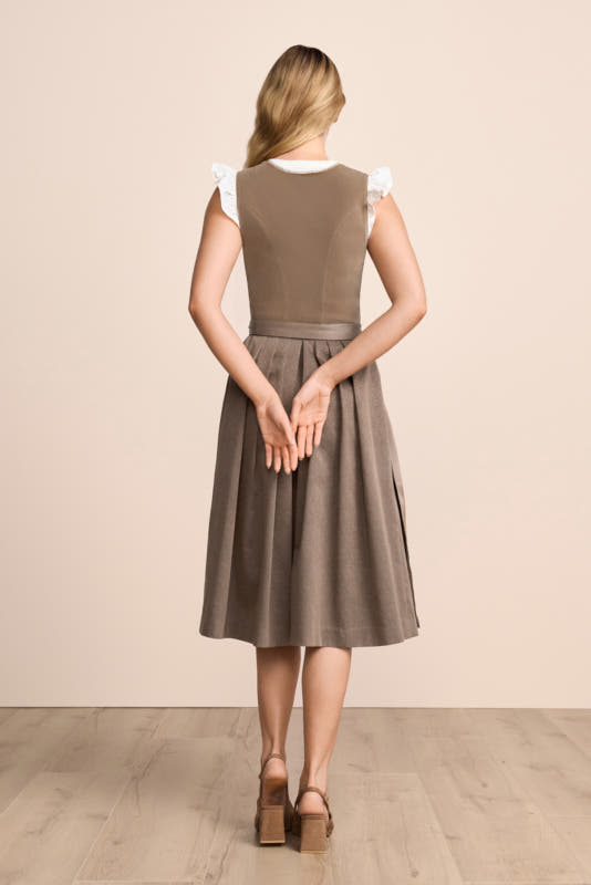 braun-Dirndl-Krueger-kaufen-2