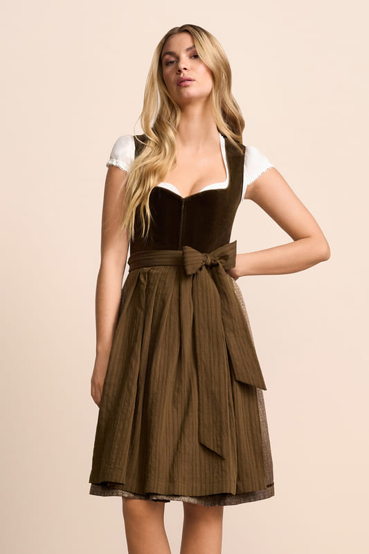 braun-Dirndl-Krueger-kaufen-4