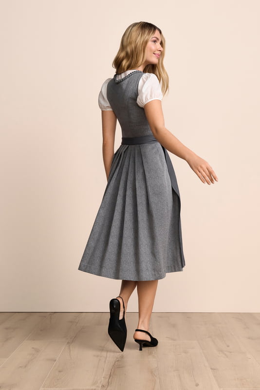 grau-Dirndl-Krueger-kaufen-2
