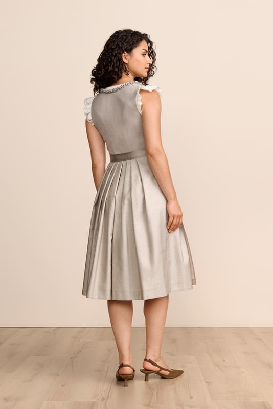 grau-Dirndl-Krueger-kaufen-2