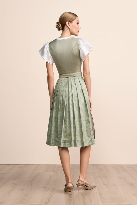 gruen-Dirndl-Krueger-kaufen-2