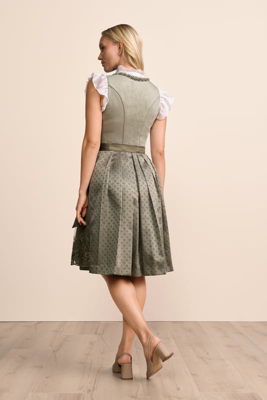 gruen-Dirndl-Krueger-kaufen-2