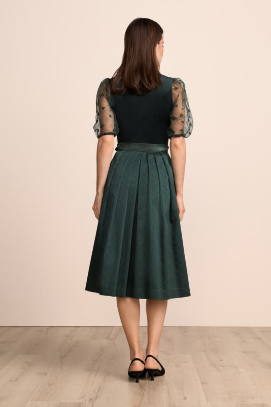 gruen-Dirndl-Krueger-kaufen-2