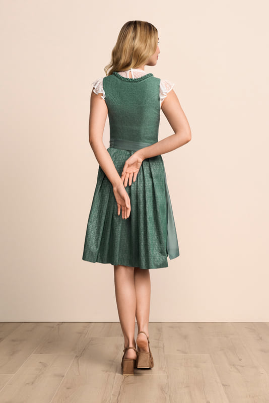 gruen-Dirndl-Krueger-kaufen-2