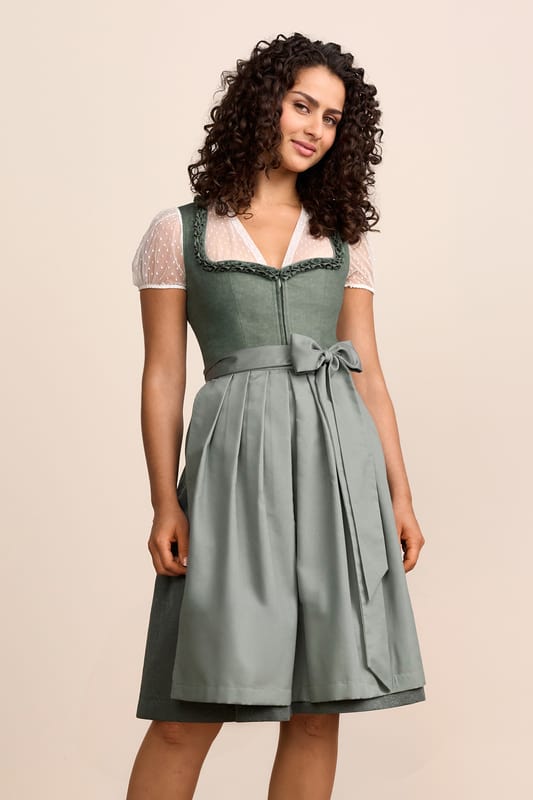 gruen-Dirndl-Krueger-kaufen-4