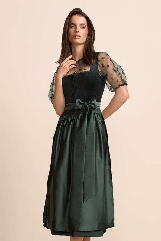 gruen-Dirndl-Krueger-kaufen-4