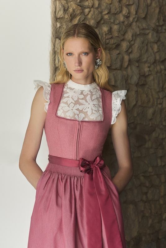 pink-Dirndl-Krueger-kaufen-3