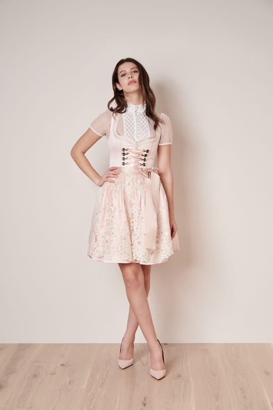 rosa-Dirndl-Krueger-kaufen-3