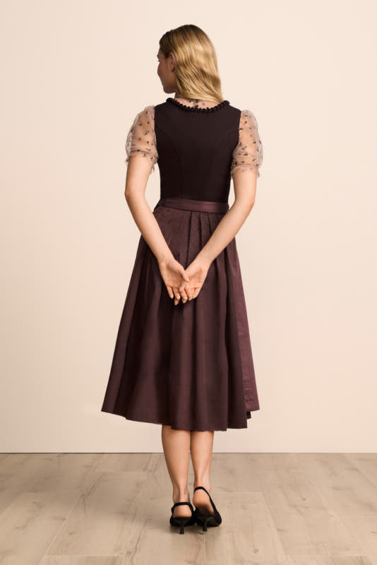 rot-Dirndl-Krueger-kaufen-2