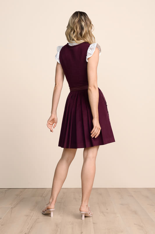 rot-Dirndl-Krueger-kaufen-2