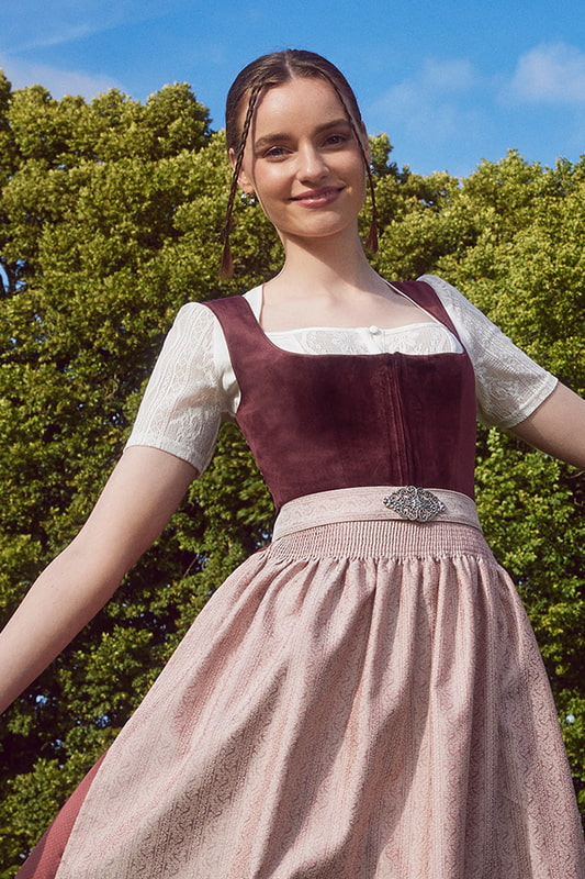 rot-Dirndl-Krueger-kaufen-2