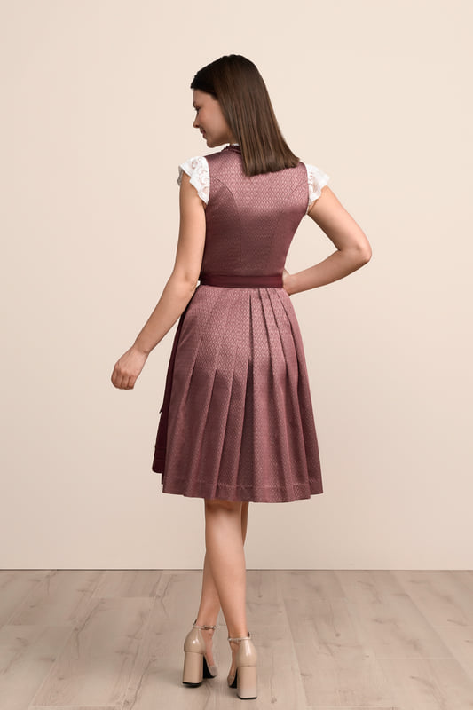 rot-Dirndl-Krueger-kaufen-2