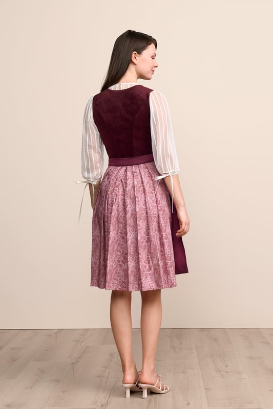rot-Dirndl-Krueger-kaufen-2