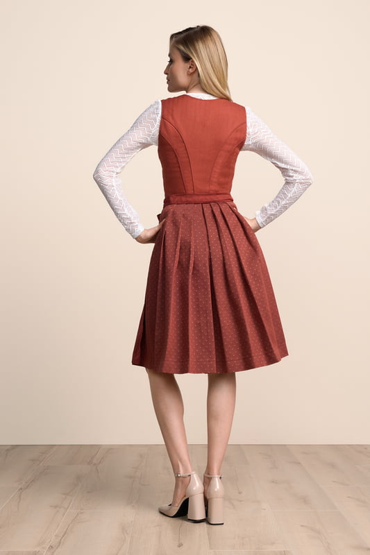 rot-Dirndl-Krueger-kaufen-2