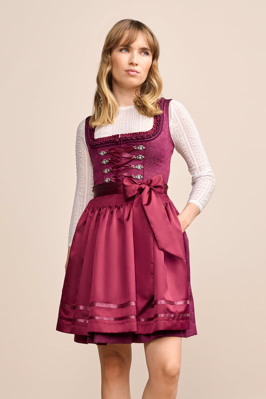 rot-Dirndl-Krueger-kaufen-4
