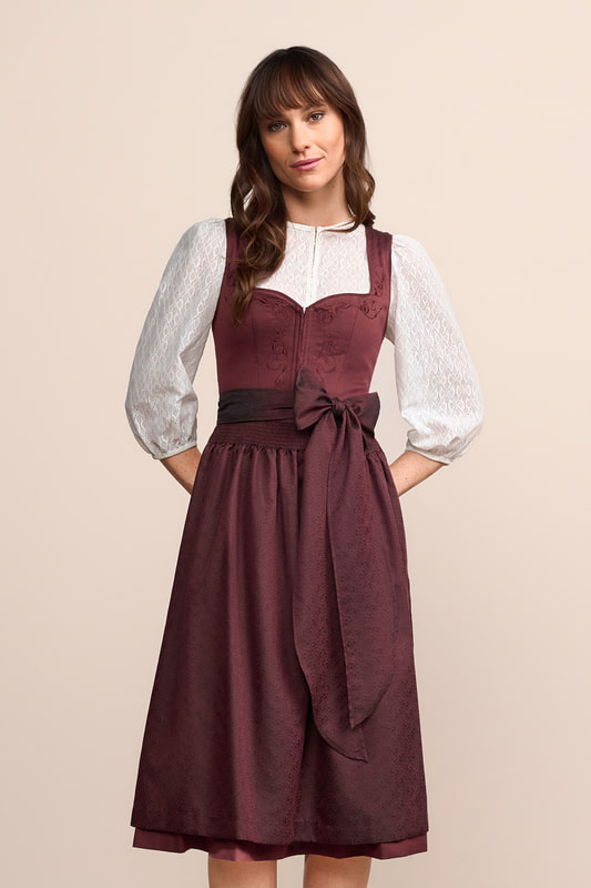 rot-Dirndl-Krueger-kaufen-4