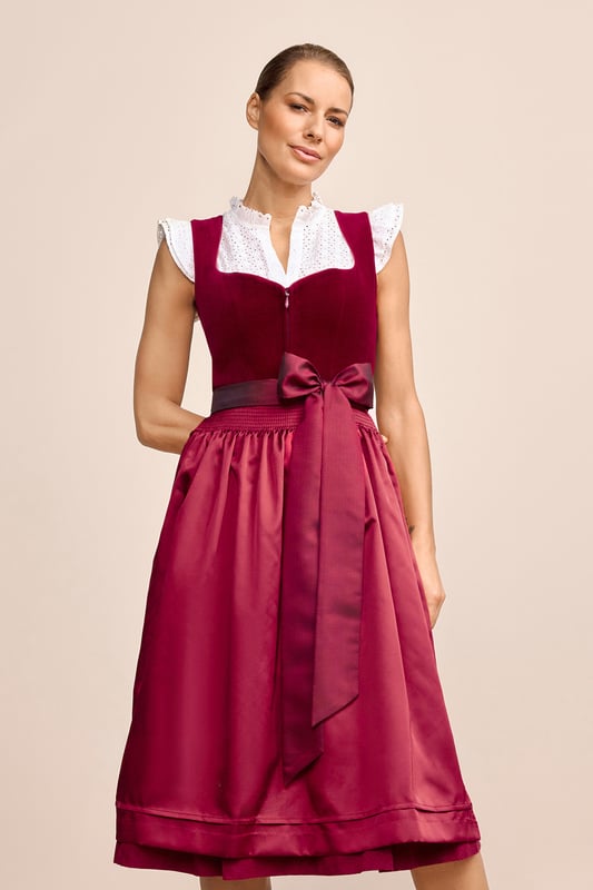 rot-Dirndl-Krueger-kaufen-4
