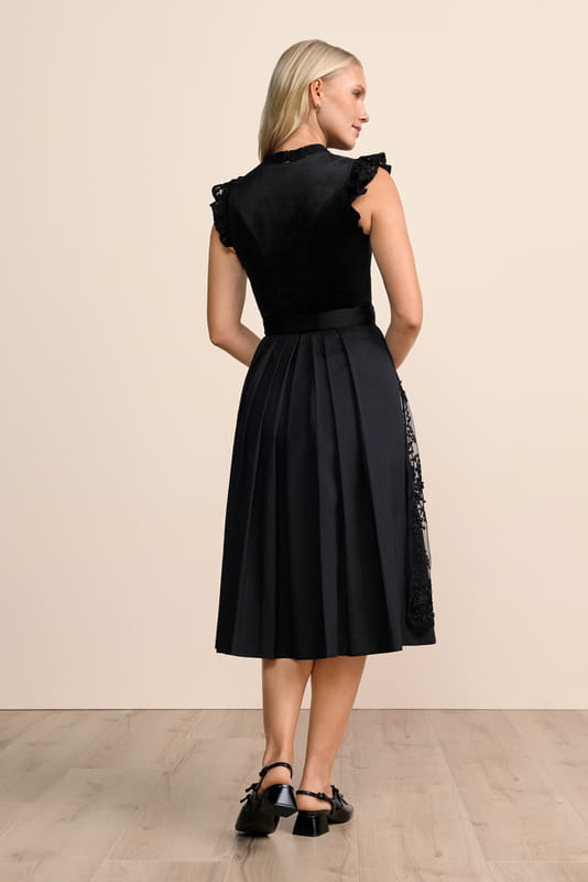 schwarz-Dirndl-Krueger-kaufen-2