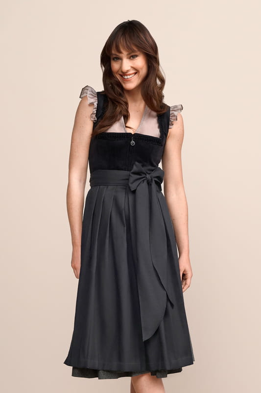 schwarz-Dirndl-Krueger-kaufen-4